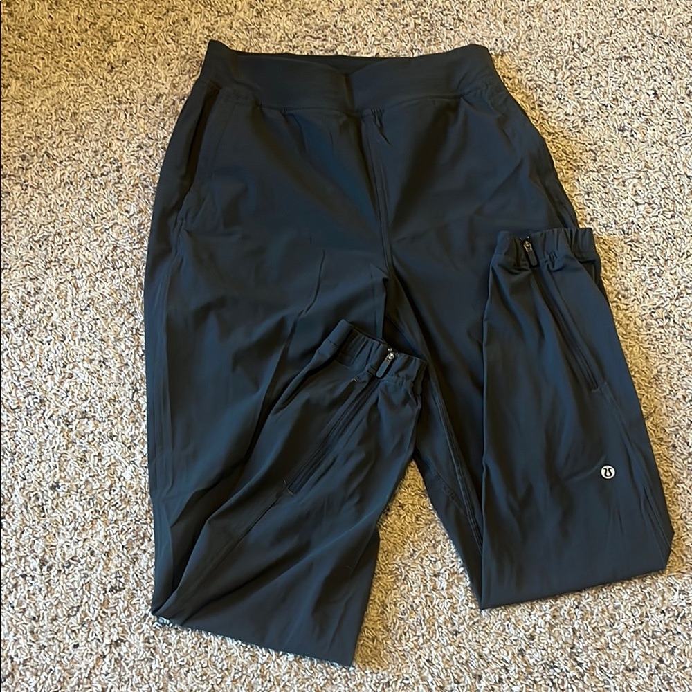 Army green/ grey lululemon joggers